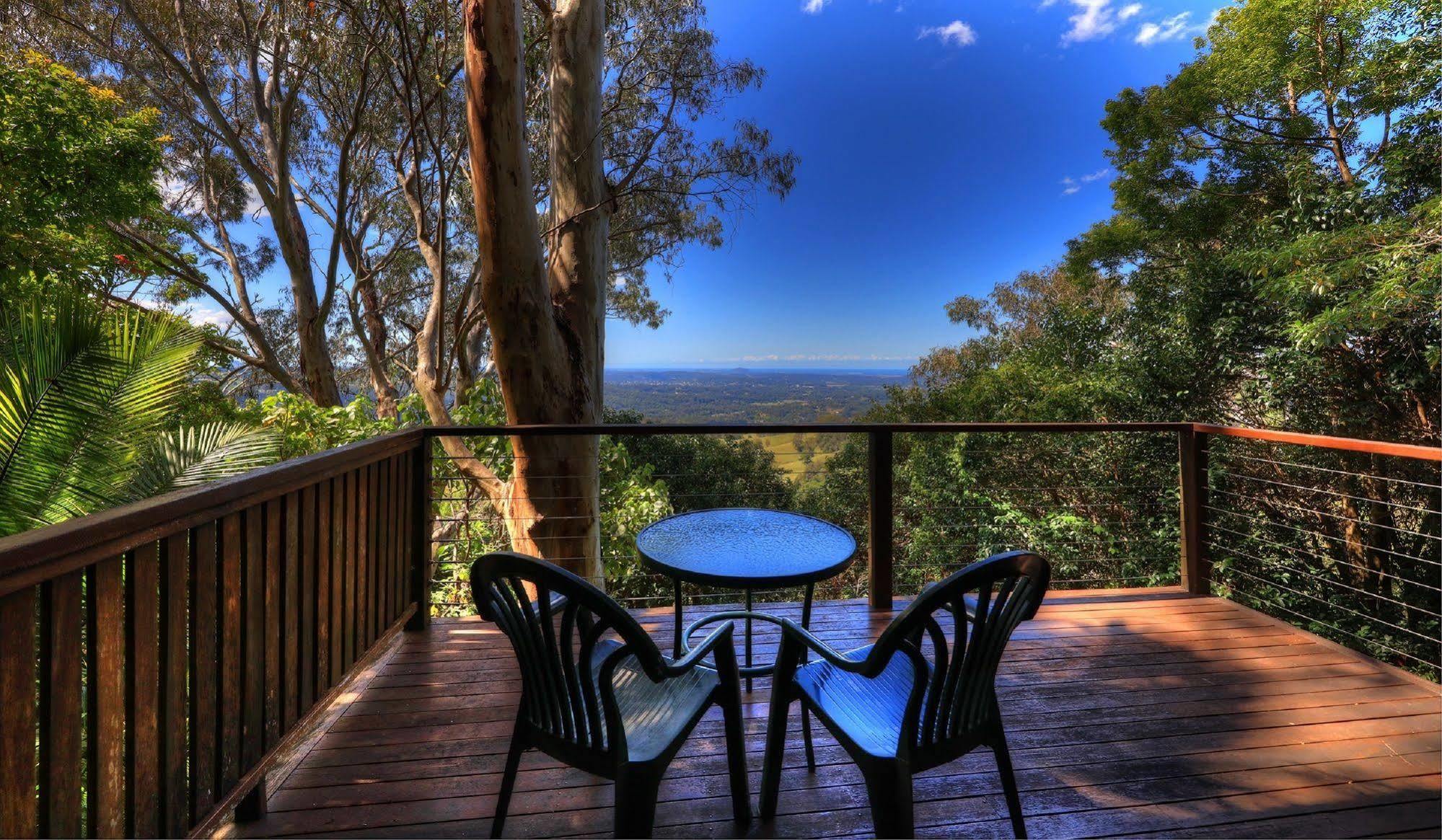 Treetops Seaview Montville Dış mekan fotoğraf